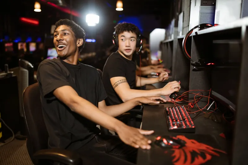 Between Boss Fights and Breakthroughs: How Discord Servers Became Unlikely Safe Spaces